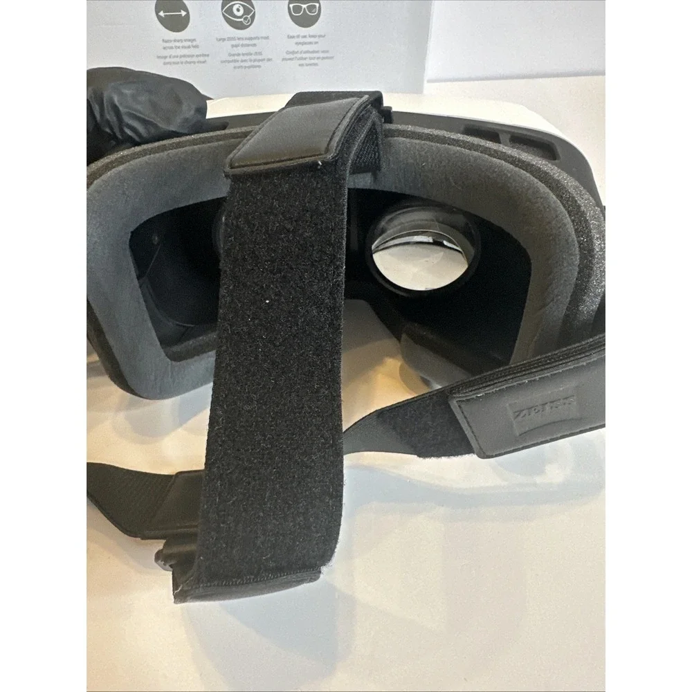 ZEISS‎ VR One Plus Virtual Reality Smartphone Headset